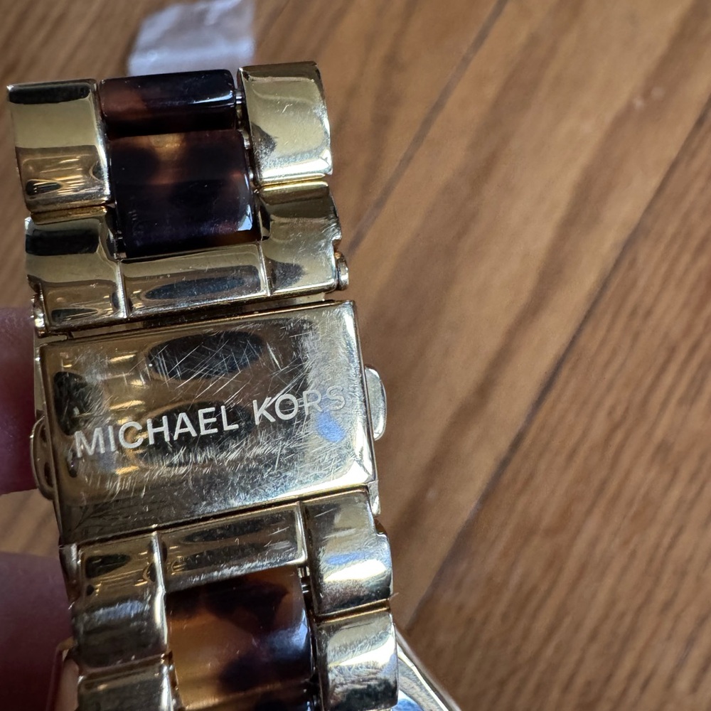 Michael Kors Men's Watch - Picture 4 of 6